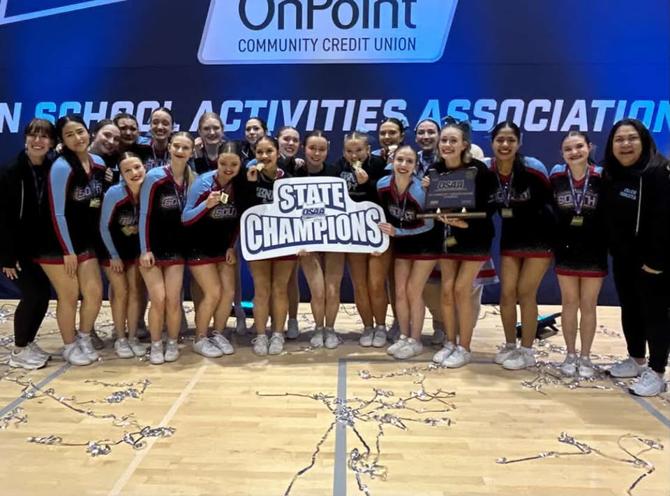 Saxon Cheer Wins First Title Just a Year After Last-Place Finish
